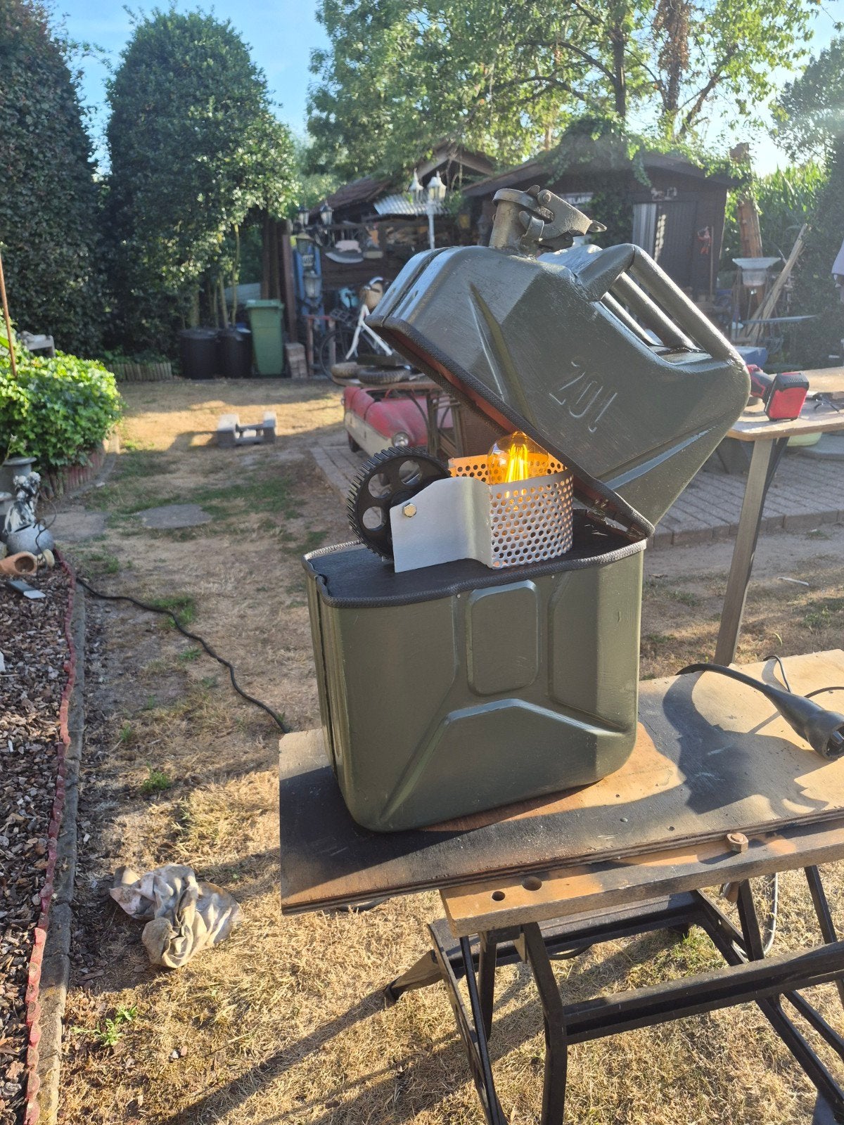 zippo  stijl jerrycan, Enlèvement