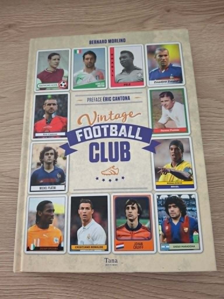 Livre Football - Vintage Football Club - 150 pages, Envoi, Comme neuf