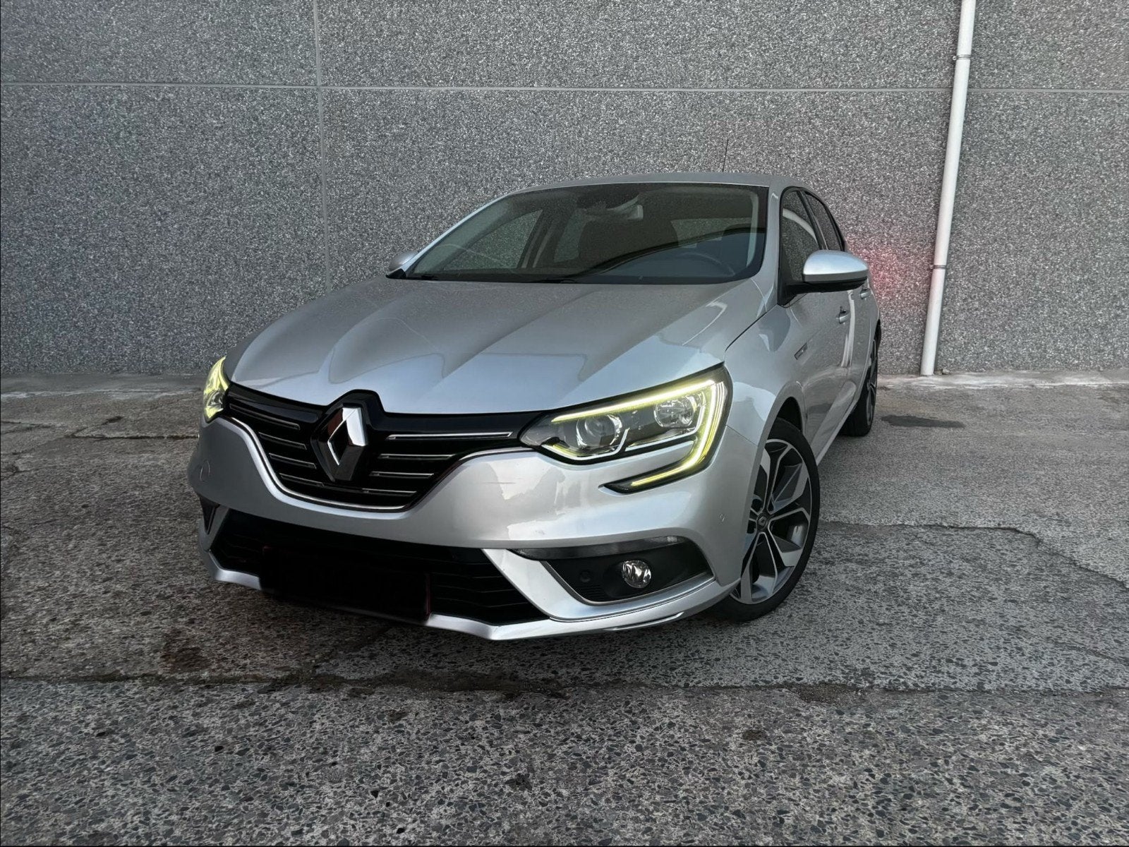 RENAULT MEGANE ÉDITION BOSE, Achat, Automatique, Particulier, Essence