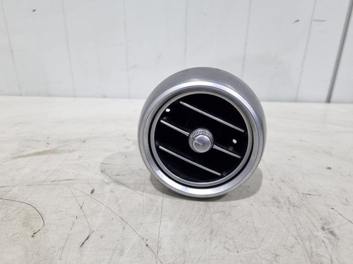 Luchtrooster Dashboard van een Mercedes C-Klasse, Gebruikt, -, Ophalen of Verzenden, -