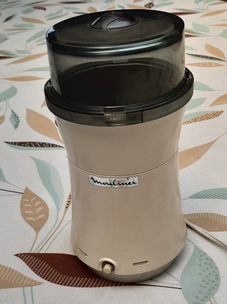 Koffiemolen Moulinex, Ophalen