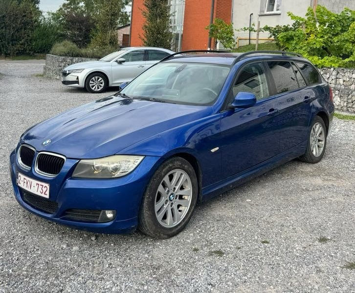 BMW Serie 318D 143CH E91 Euro5 2009, Auto's, Bluetooth, Euro 5, Zwart, 4 cilinders