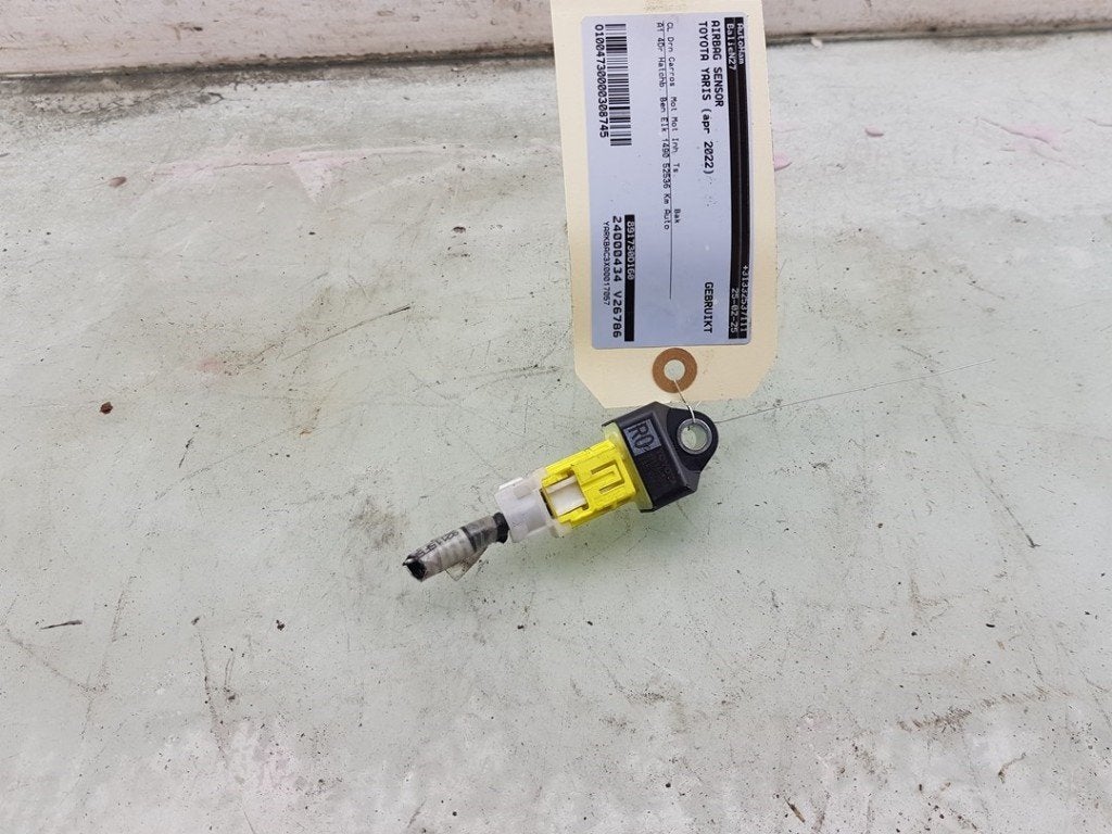CAPTEUR AIRBAG Toyota Yaris IV (P21 / PA1 / PH1) (01-2020/-), Kundenbetreuung@toyota.de, Toyota, Utilisé, Toyota-Allee 2
50858  Köln, DE
