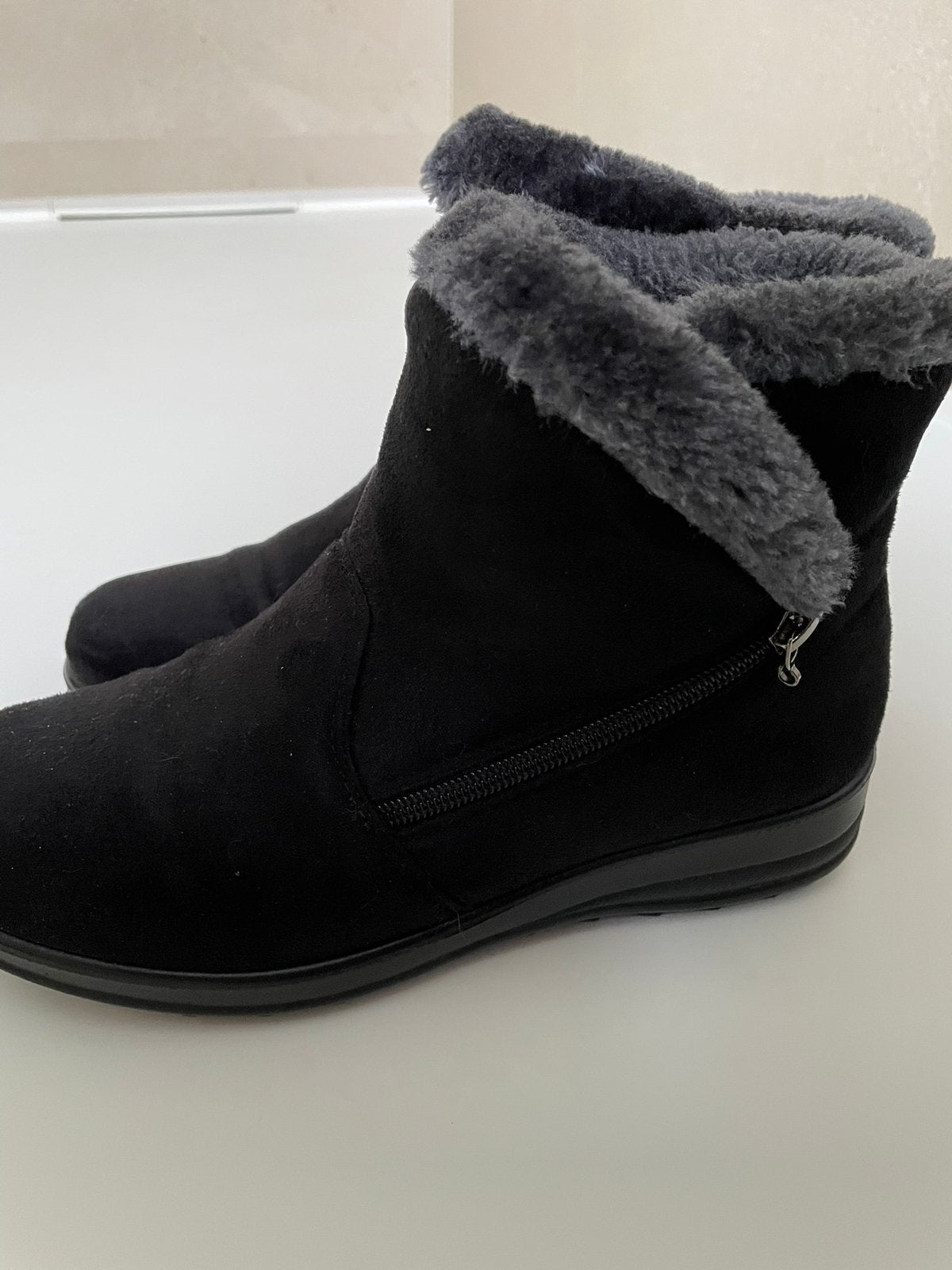 Zachte winterpantoffels Damart, Kleding | Dames, Ophalen of Verzenden, Zo goed als nieuw