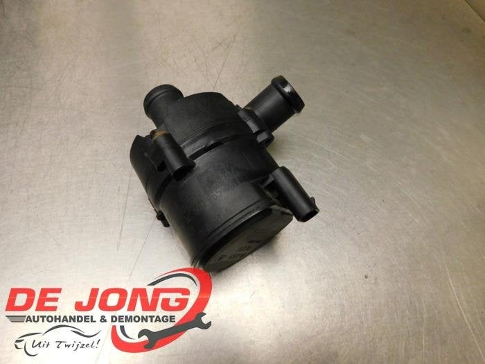 Pompe à eau d'un Volkswagen Caddy, Volkswagen, -, 3 mois de garantie, Utilisé