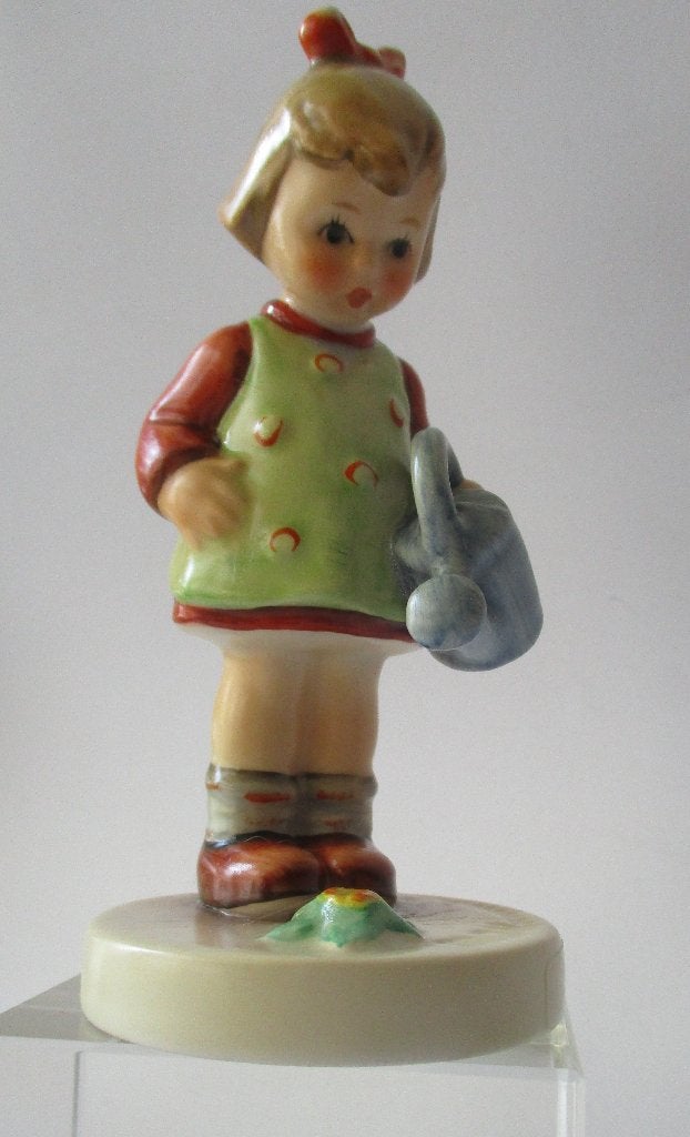 M I Humm: 74 -2- Little Gardener-Excellent -als nieuw 11 cm., Collections, Collections complètes & Collections, Envoi