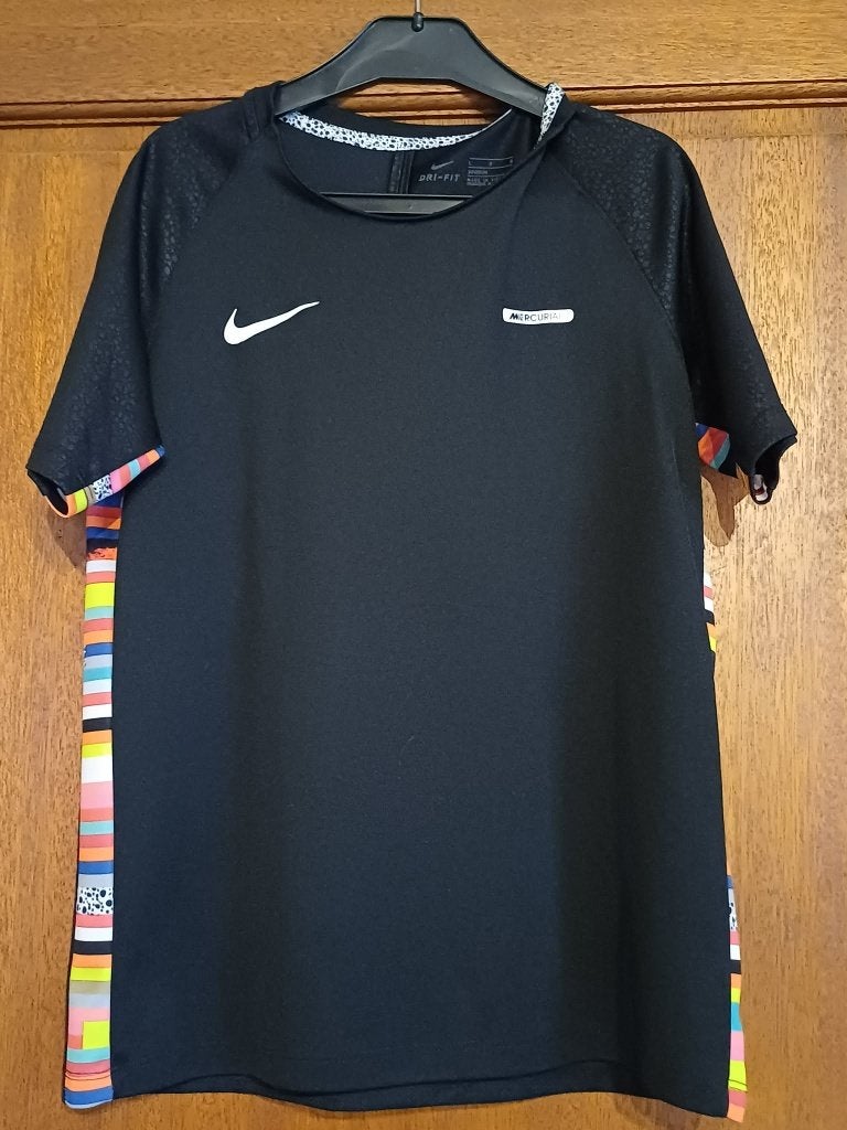 Maillot d'entraînement Nike Mercurial "LVL UP" CR7(12-13, Taille M, Envoi, Comme neuf, Maillot