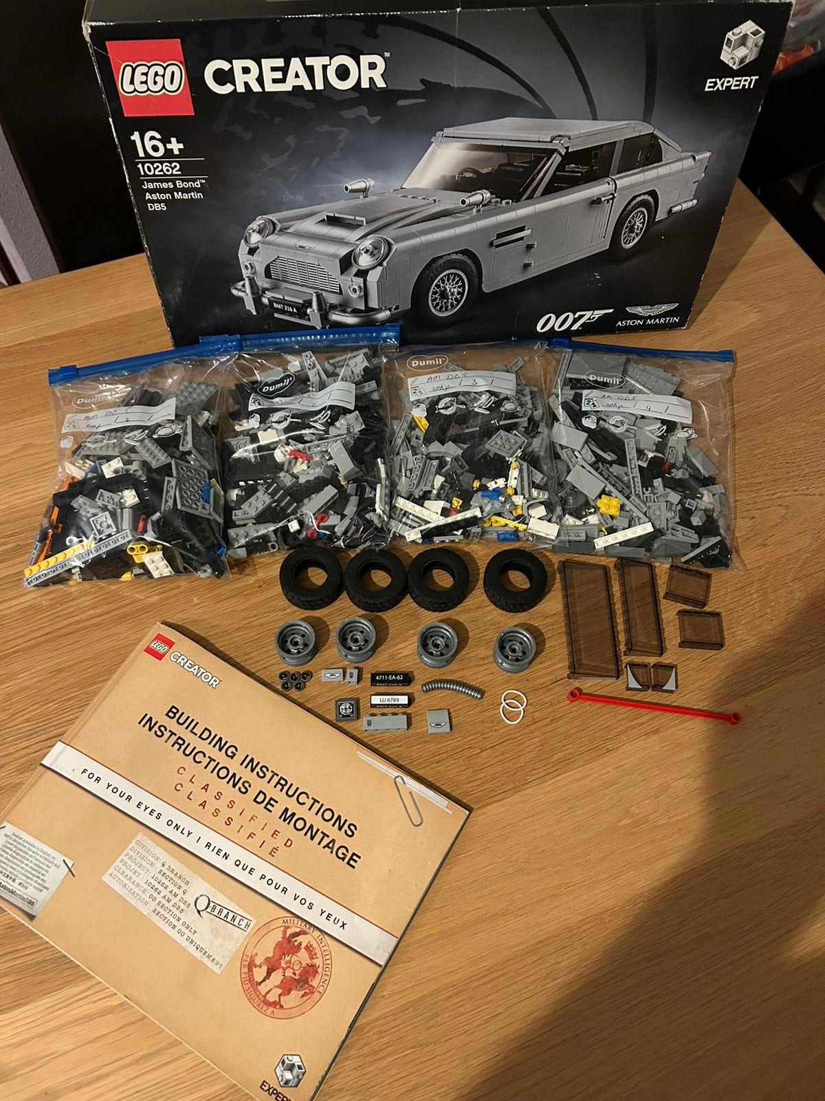 Austin Martin DB5 007 James Bond (10262), Enlèvement ou Envoi, Lego, Ensemble complet, Comme neuf