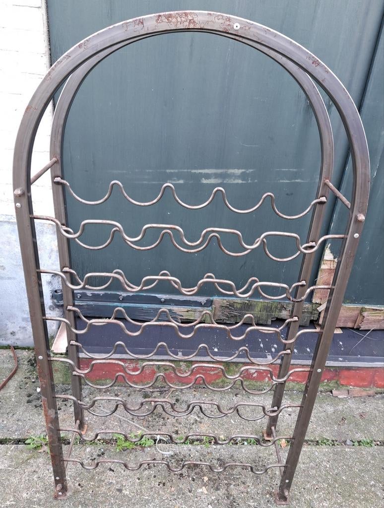 Rek metalen flessenrek decoratie, Antiek en Kunst, Ophalen