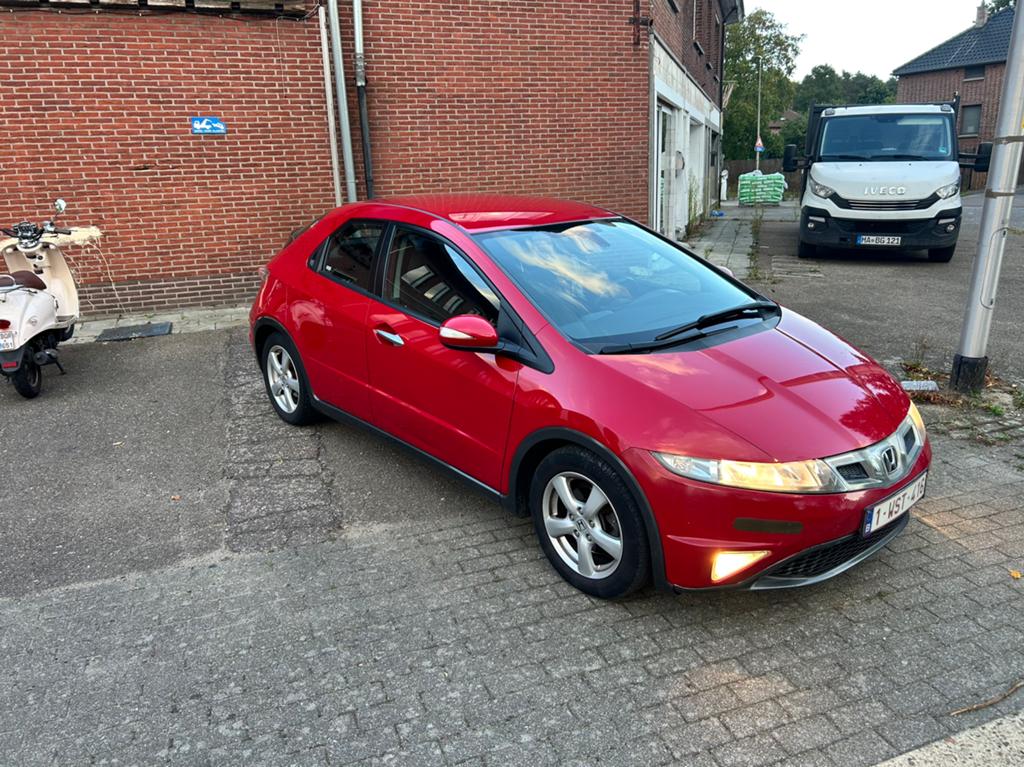 Honda civic 1.4 benzine euro5, Euro 5, Stof, Zwart, 4 cilinders