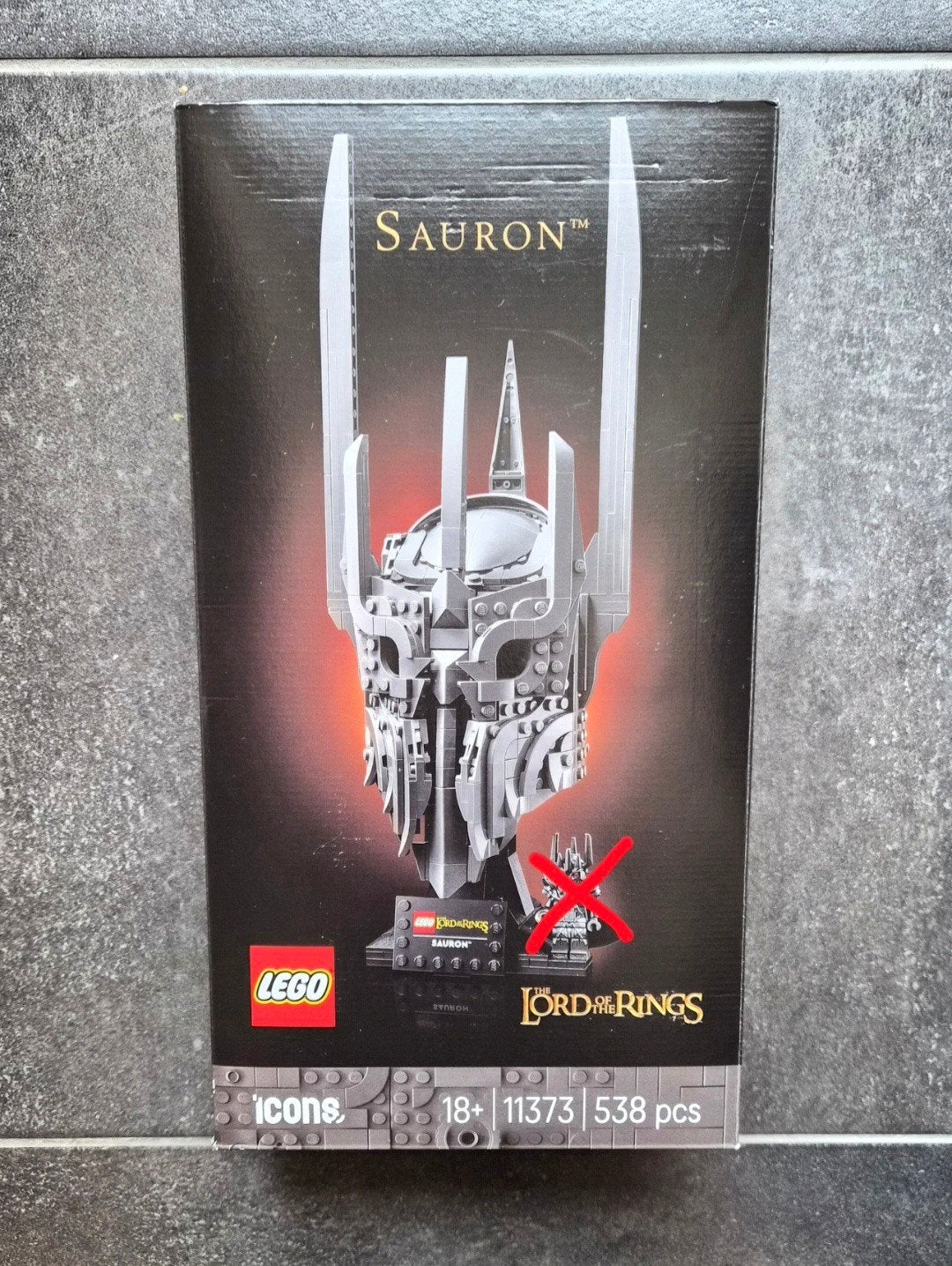 Lego 11373 le casque de sauron, Enlèvement ou Envoi, Lego, Instructions incluses, Comme neuf