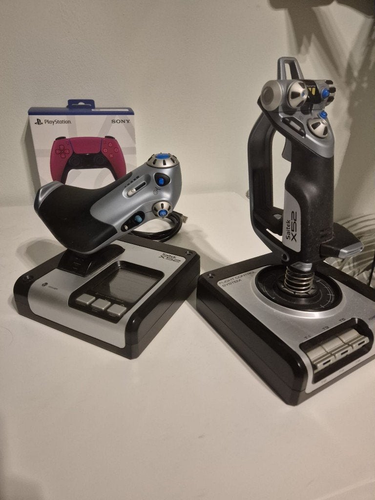 logitech x52, Computers en Software, Joysticks, Ophalen of Verzenden, Refurbished, Logitech
