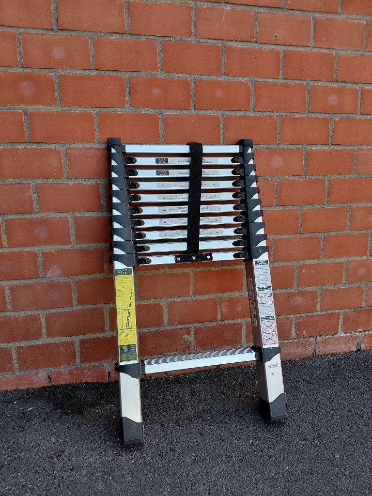 telescopische ladder, Ophalen, Zo goed als nieuw, Ladder, Opvouwbaar of Inschuifbaar