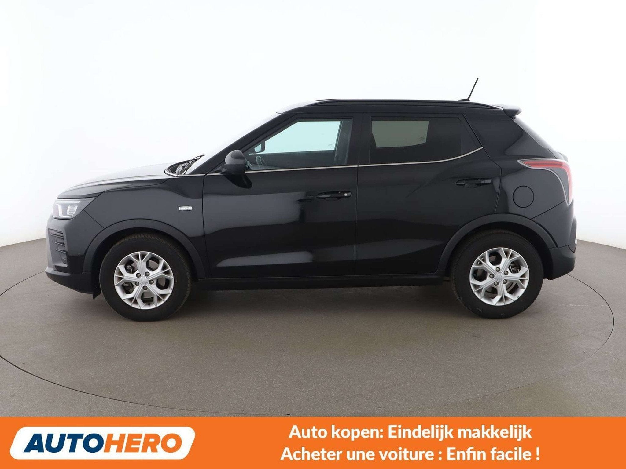 KGM Tivoli 1.5 T-GDi Black (bj 2025, automaat), Auto's, Overige Auto's, https://public.car-pass.be/vhr/6195df51-9a0c-4aa7-9afc-124b35307ad5