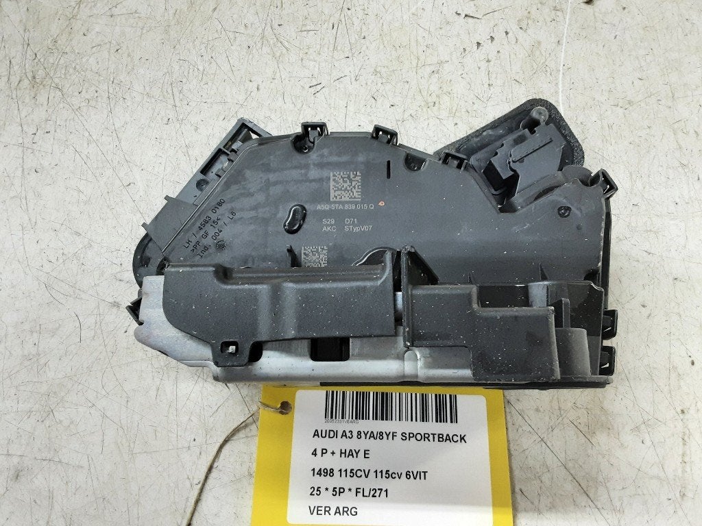 SERRURE DE PORTE ARRIÈRE GAUCHE Audi A3 Sportback (8YA), Arrière, Auto-Union-Straße  1,
85057  Ingolstadt, DE, Info@audi.de, Audi