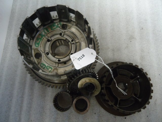 GSXR750 1998 - 2000, 1996 - 1997 Suzuki D1-19692, Motoren