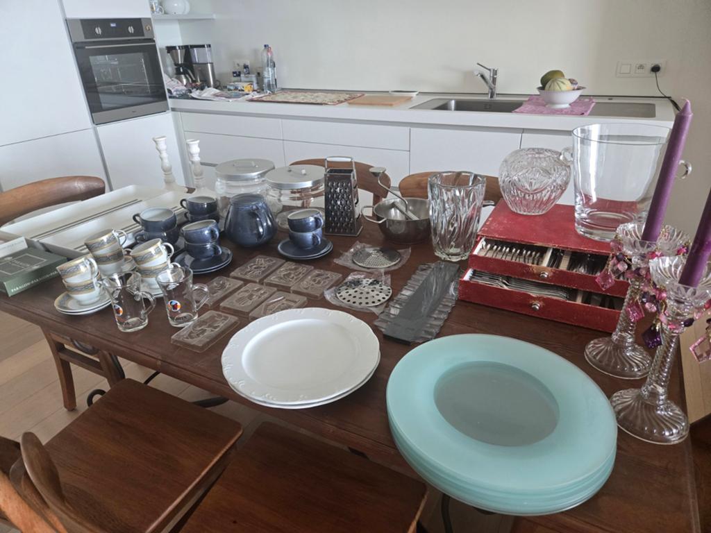 Allerlei keuken benodigdheden in nieuwe staat afkomstig, Antiek en Kunst, Ophalen of Verzenden