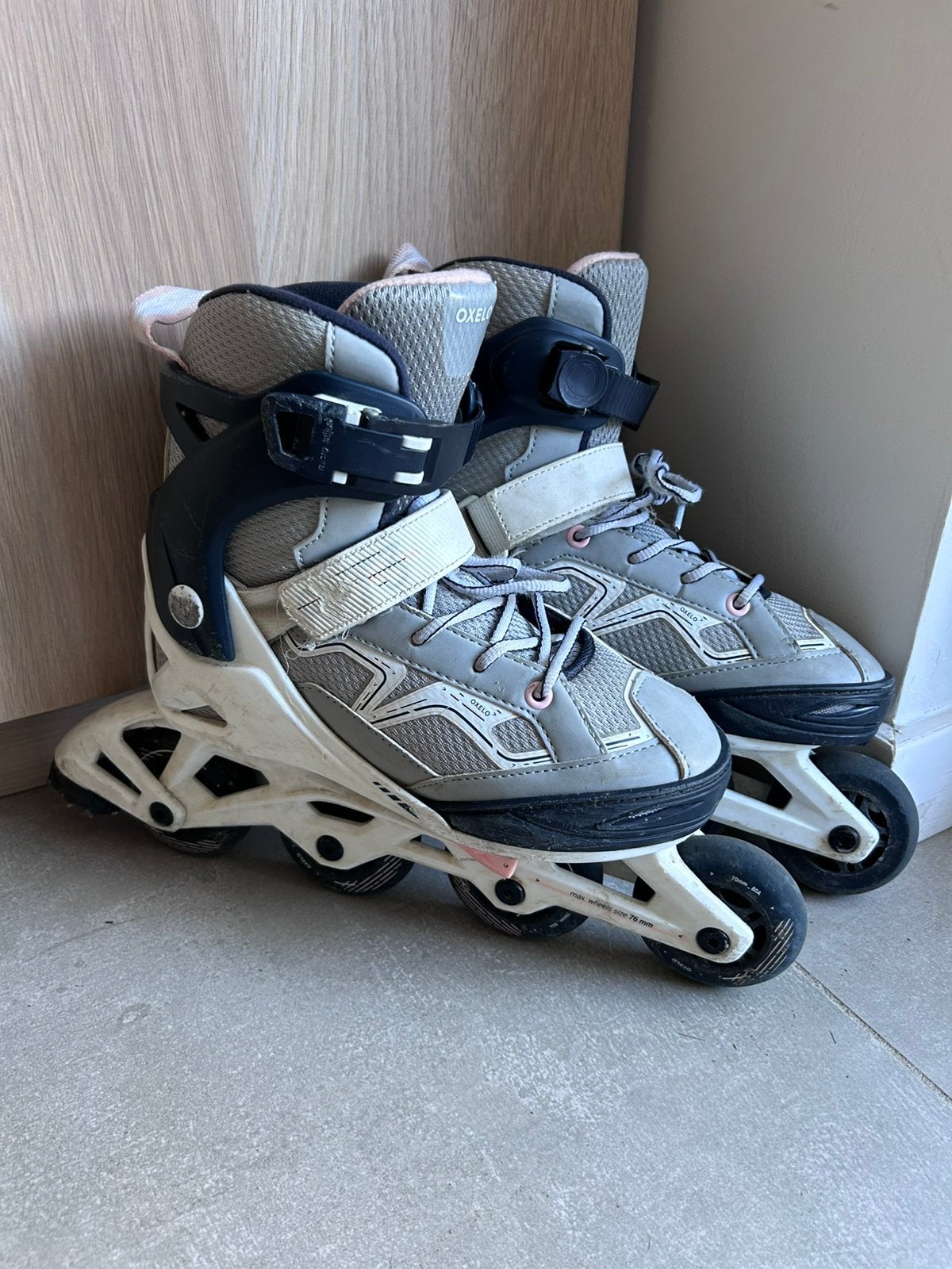 OXELO Verstelbare skates Fit3 grijs-roze (35-38), Ophalen, Verstelbaar, Gebruikt