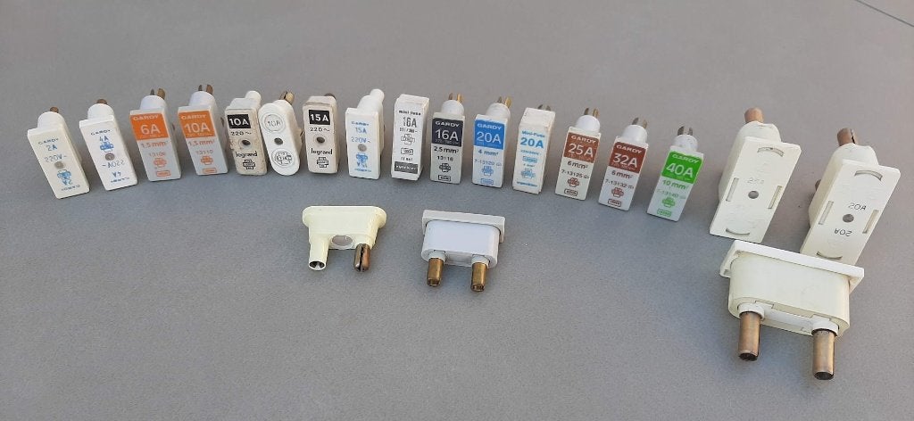 Fusibles, fusibles à broche, fusible, goupille, minijump, Enlèvement ou Envoi, Tableau électrique