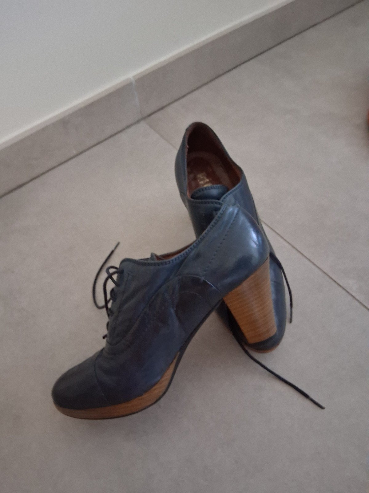 schoenen/merk Piure, Comme neuf, Enlèvement, Piure, Bleu