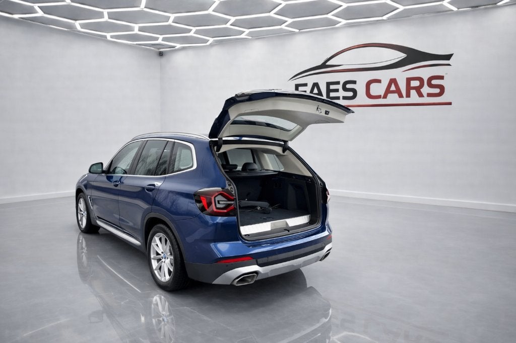 Bmw X3 Xdrive 30E PHEV hybride btw aftrekbaar, Auto's, BMW, Automaat, 4 cilinders, 2000 kg, Blauw