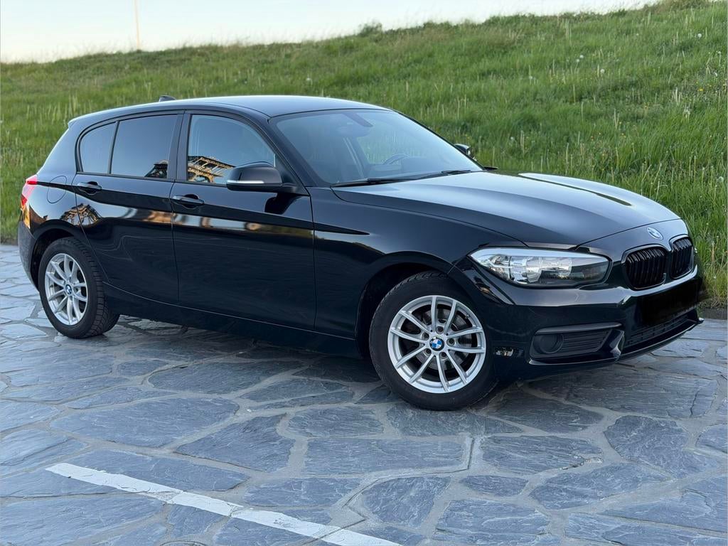 Bmw f20 116i Benzine / Airco / 2016 / Garantie, Testrit aan huis, 4 cilinders, Zwart, Bedrijf