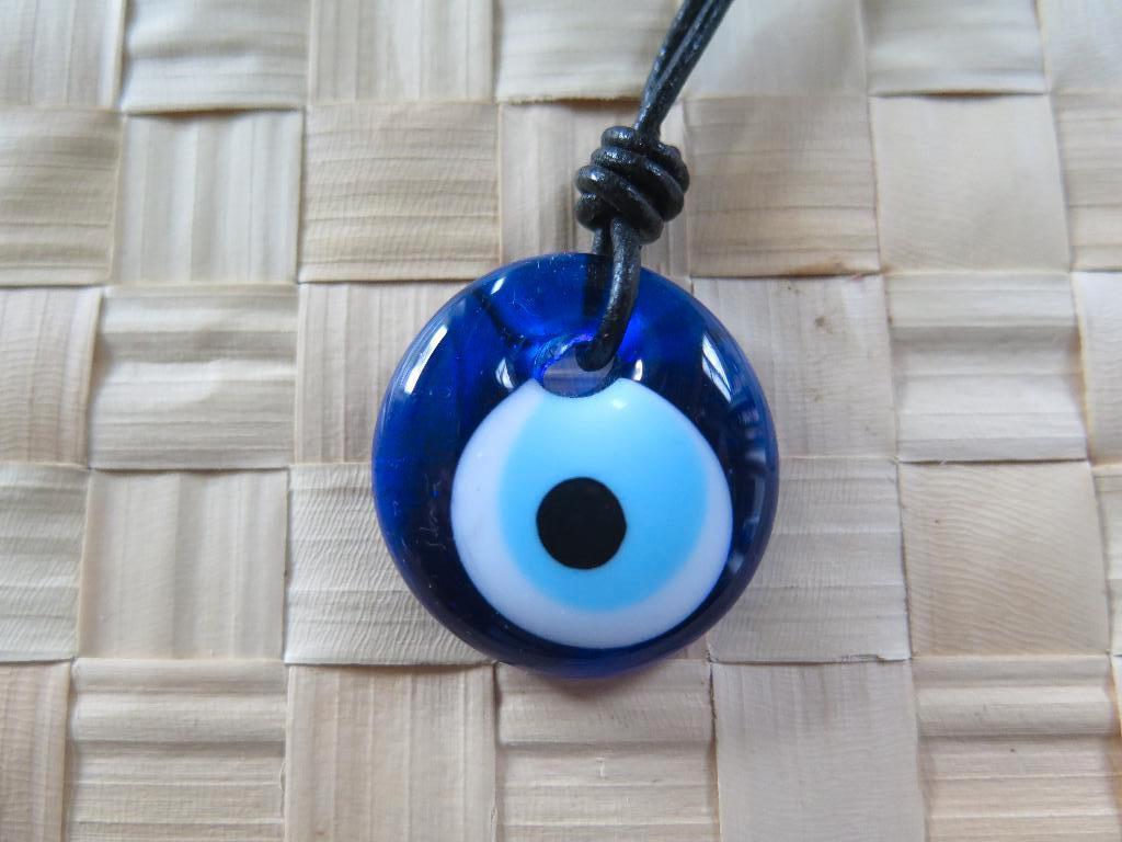 collier œil de Fatma, Enlèvement ou Envoi, Comme neuf, Autres matériaux, Avec pendentif