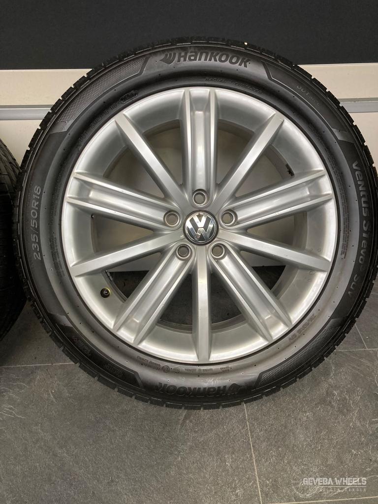 18” originele Volkswagen Tiguan 5N0 velgen + banden 5x112, Auto-onderdelen, Banden en Velgen, 18 inch, Gebruikt, -, -