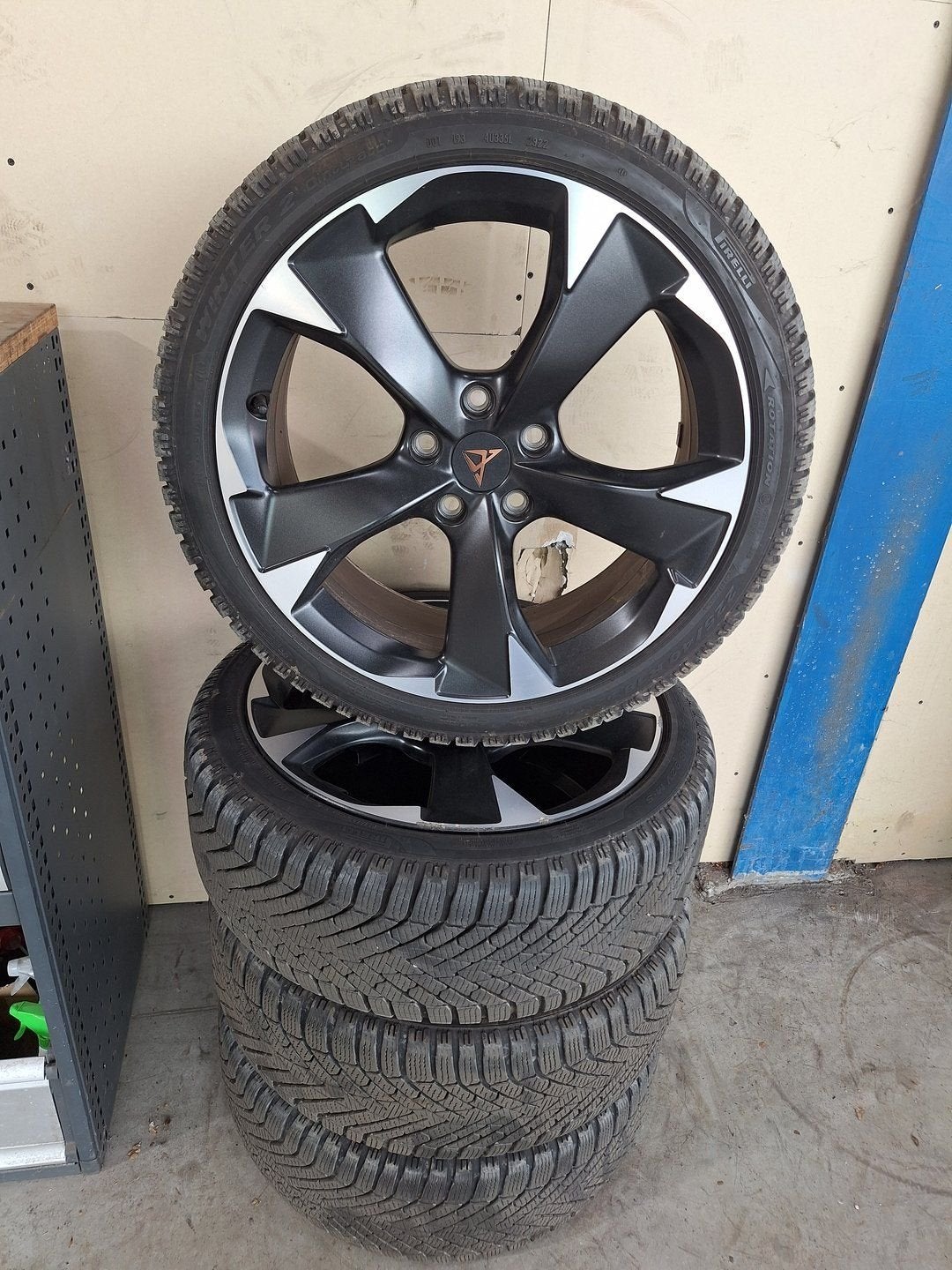 Cupra Leon Winterset 18 Inch Origineel, Ophalen, 18 inch, Gebruikt, -