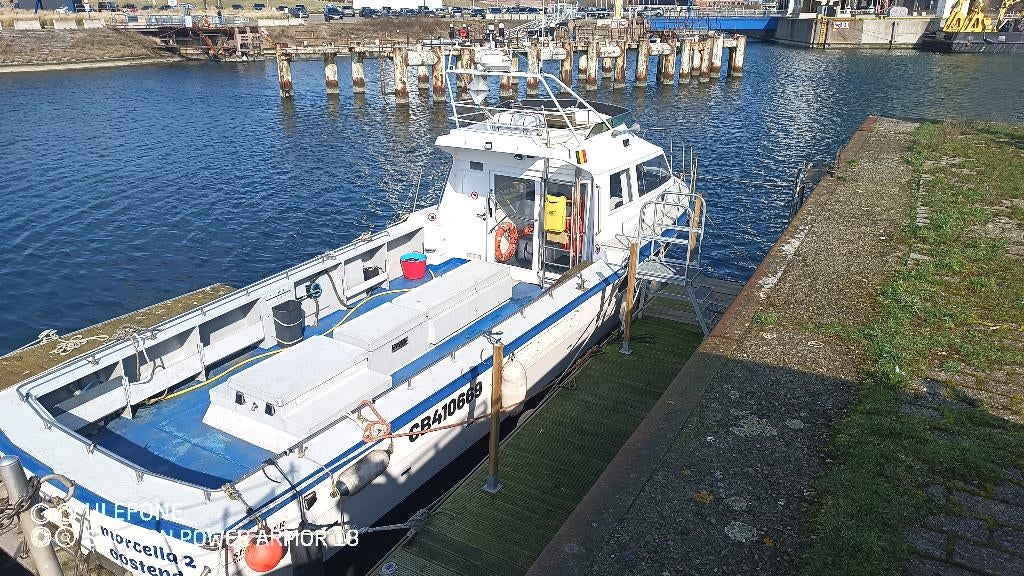 bateau charter + affaires, Sondeur, Utilisé, 14 m, Diesel