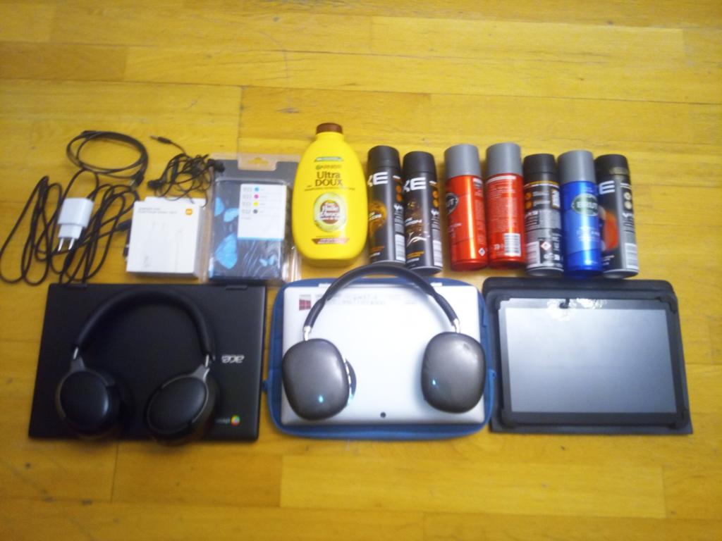 VENTE EN GROS de 2 ordinateurs portables + 1 tablette + 2 ca, Informatique & Logiciels, Ordinateurs portables Windows, Neuf, HDD