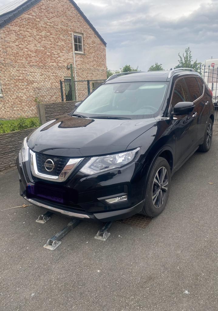 Nissan xtrail, Auto's, Nissan, Voorwielaandrijving, Stof, 4 cilinders, 1600 cc