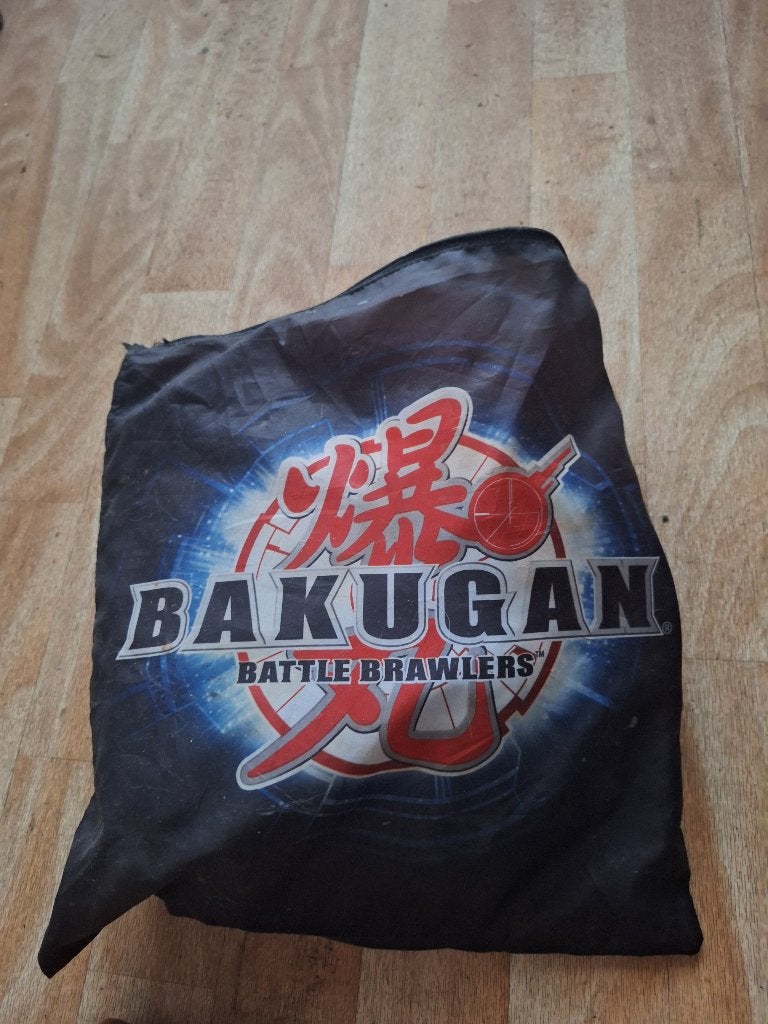 Bakugan set met mat en 20 bakugan,s, Ophalen