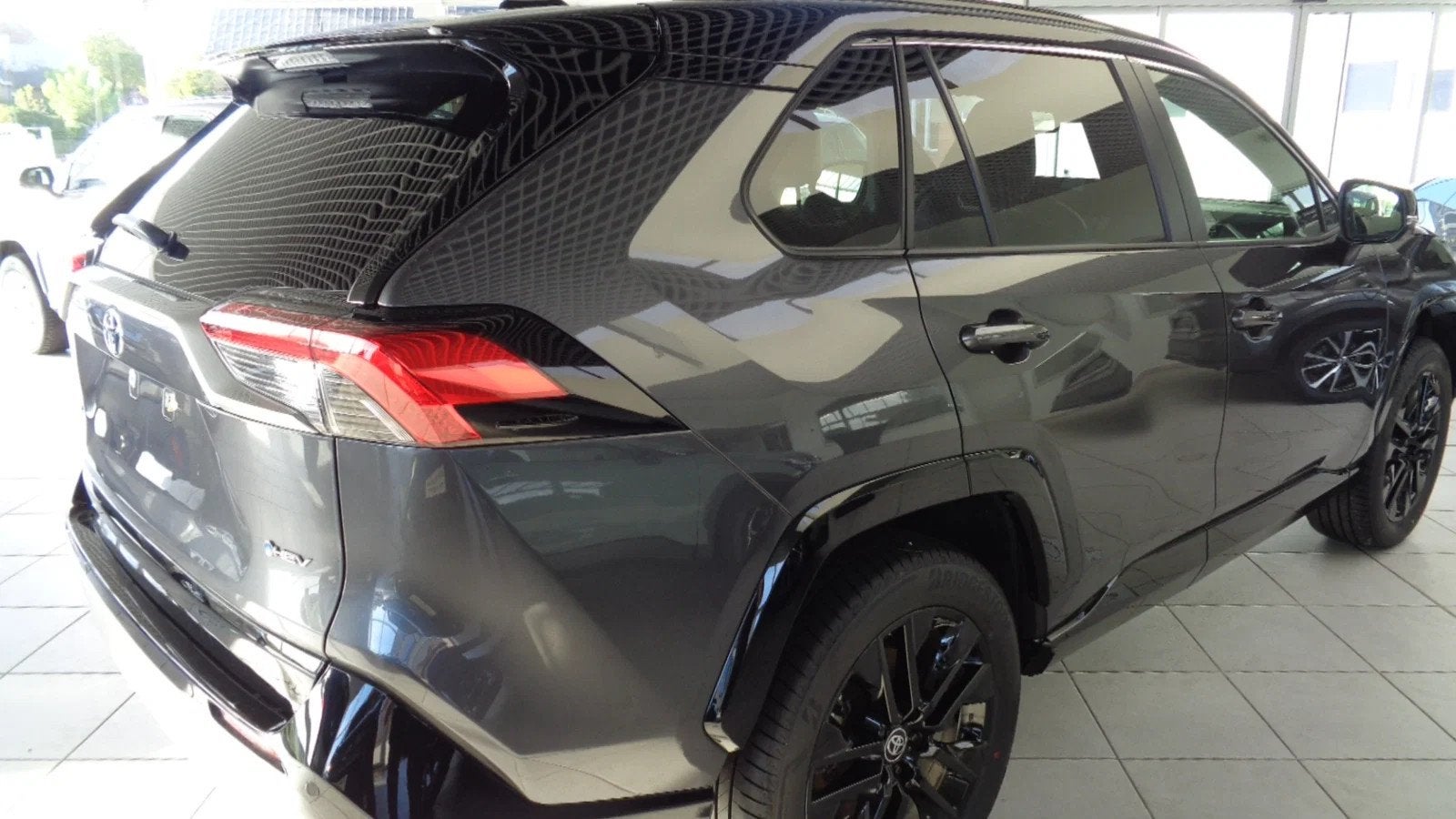 Toyota RAV4 STYLE DK (bj 2025, automaat), Auto's, Automaat, 2487 cc, 131 kW, Leder