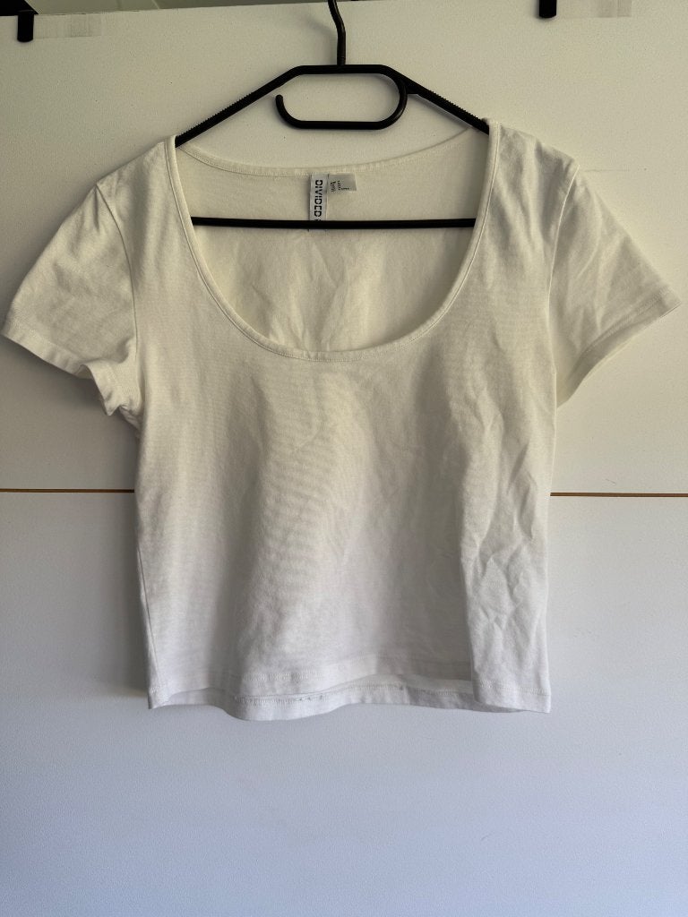 T-shirt court H&M blanc, Vêtements | Femmes, T-shirts, Neuf, Manches courtes, Enlèvement ou Envoi, Blanc