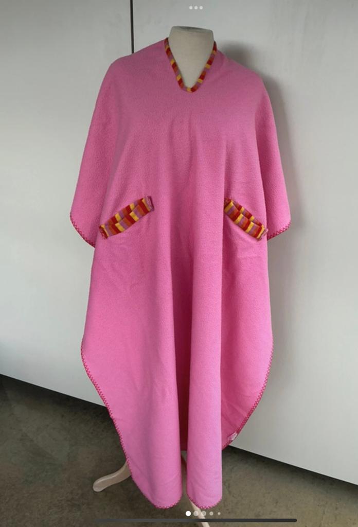 Roze cape IKEA, Kleding | Dames, Ophalen of Verzenden, Gedragen, Roze