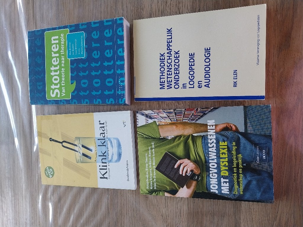 Studieboeken logopedie, Ophalen, Zo goed als nieuw, Hogeschool