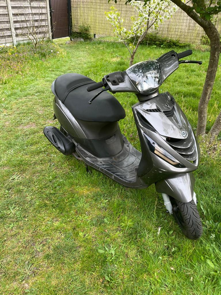 Piaggioz Zip 4 Takt 50cc, Fietsen en Brommers, Scooters | Piaggio, Zo goed als nieuw, Zip, Klasse A (25 km/u), Benzine, Ophalen