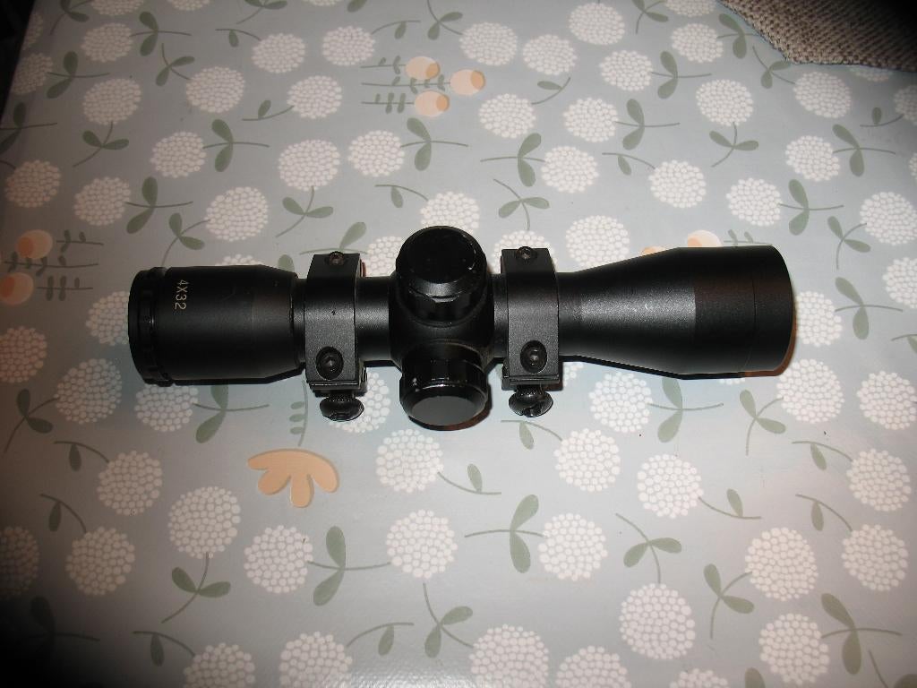 lunette de visée 4x32, Enlèvement ou Envoi, Comme neuf