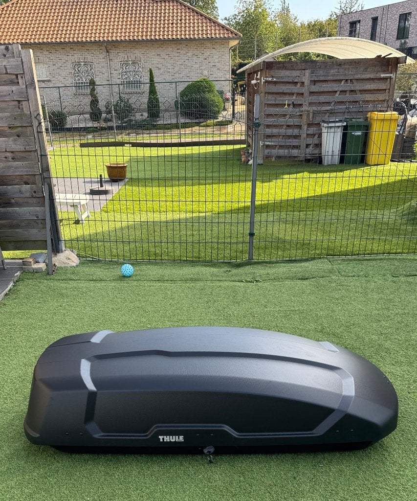 Thule Force XT L, roof box for sale — excellent condition, Autos : Divers, Enlèvement, Comme neuf