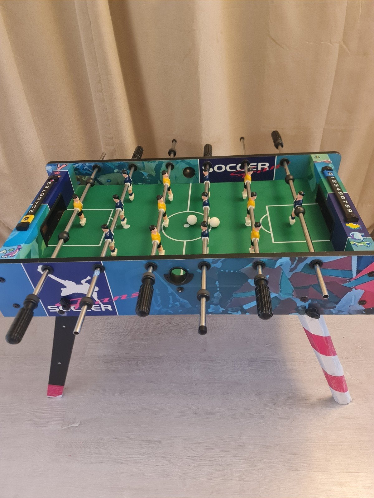Leuke Voetbaltafel., Enlèvement