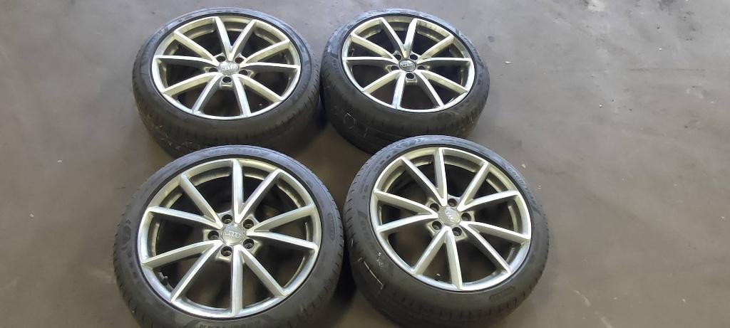 Velgen 19 inch Audi Skoda VW Seat, Auto-onderdelen, Banden en Velgen, Gebruikt, Banden en Velgen, 235 mm, Personenwagen
