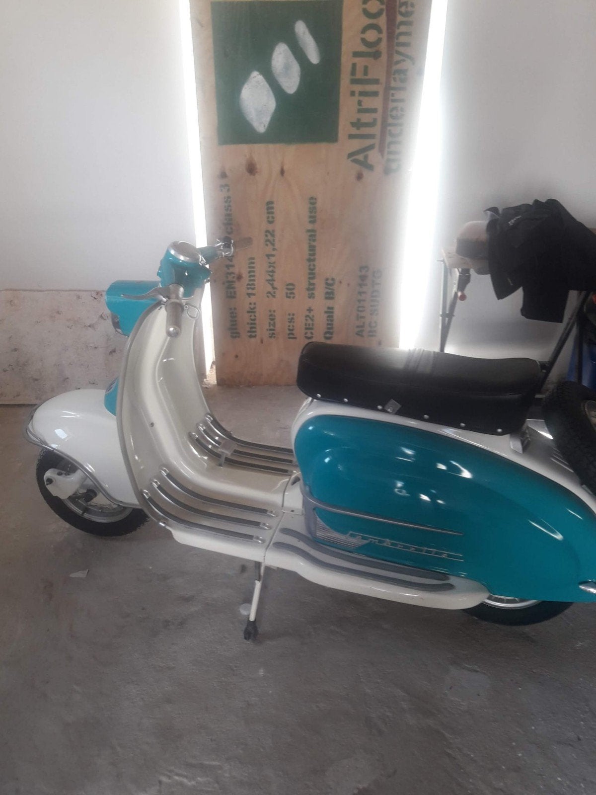 lambretta li 150 serie 1, Ophalen, Overige merken, 150 cc, 4 versnellingen