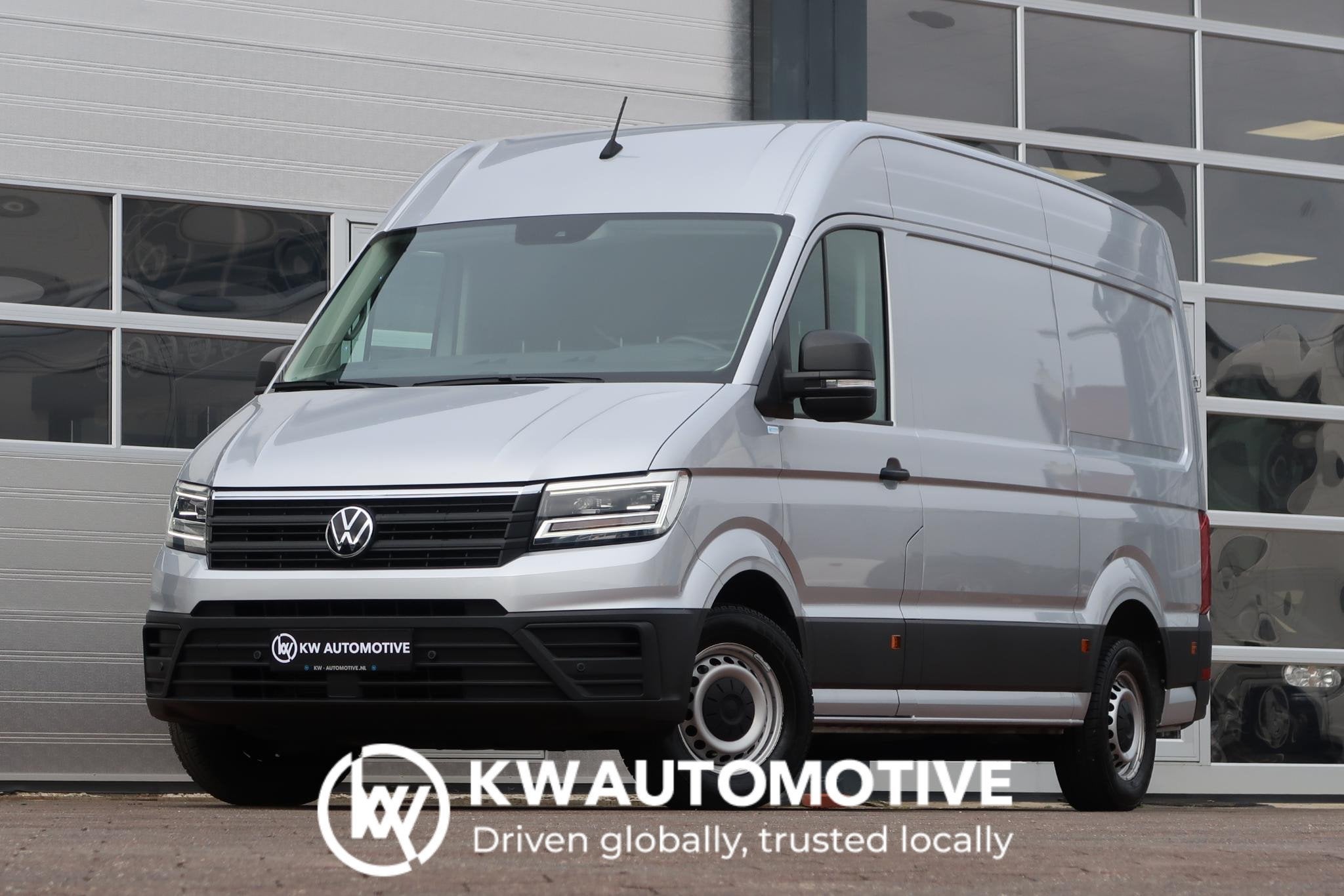 Volkswagen Crafter 35 2.0 TDI L3H3, Autos, Camionnettes & Utilitaires, 177 ch, Argent ou Gris, Achat, Euro 6