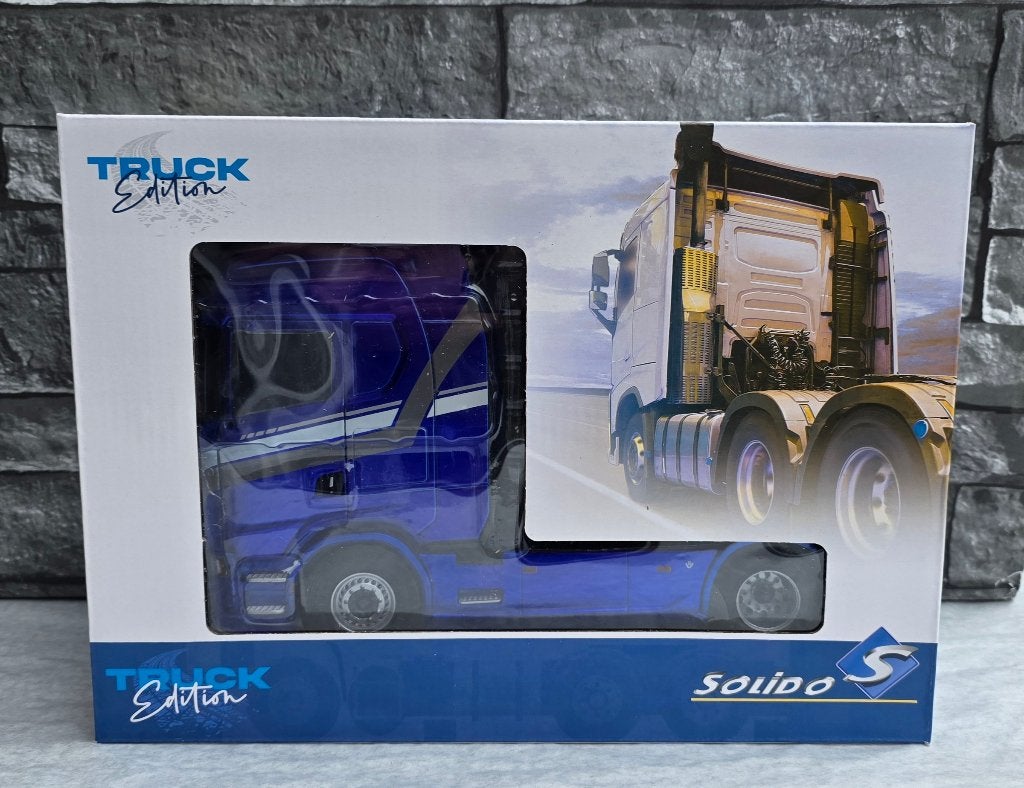 SCANIA 580S HIGHLINE BLEU MéTALLISé 1/24 SOLIDO, Hobby en Vrije tijd, Modelauto's | 1:24, Nieuw, Ophalen of Verzenden, Bus of Vrachtwagen