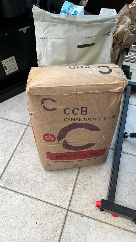 Cement 1 zak 25kg, Doe-het-zelf en Bouw, Ophalen, Nieuw