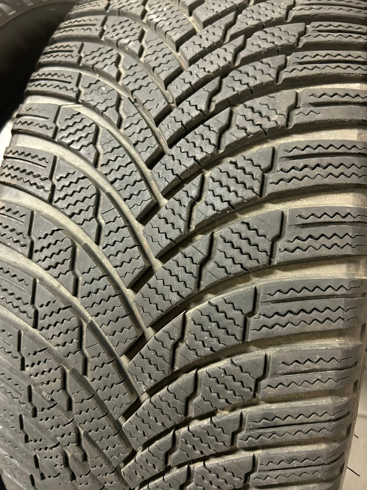 225/45R18 95V Hiver, Autos : Pièces & Accessoires, Pneus hiver, Véhicule de tourisme, Enlèvement, Utilisé
