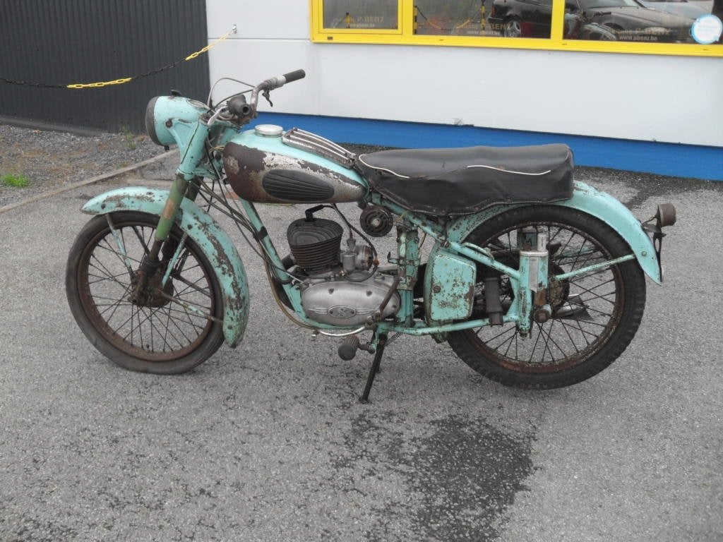 BELGISHE oldtimer motor STAR van 1954, Motos, Occasion, Manuelle, 125 cm³, Jusqu'à 11 kW