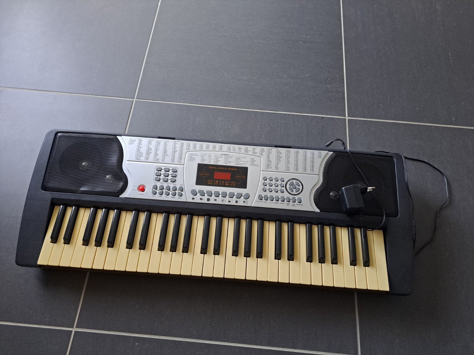 keyboard, Muziek en Instrumenten, Ophalen