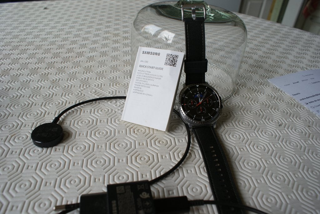 Montre Galxy Samsung, Handtassen en Accessoires, Conditie, Zwart, Ophalen of Verzenden, Zo goed als nieuw